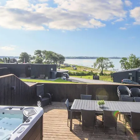 Vakantiehuis 6 Person Holiday In *